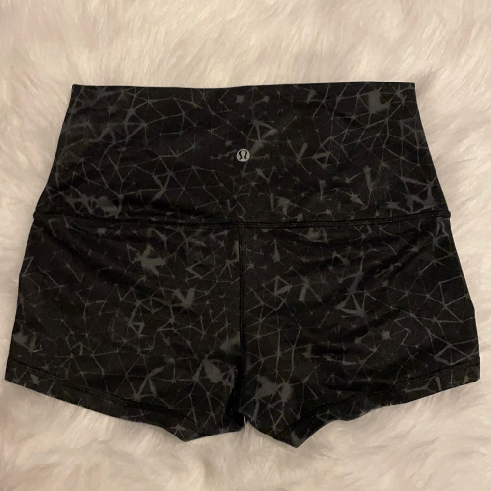 lululemon Boogie Short Roll Down